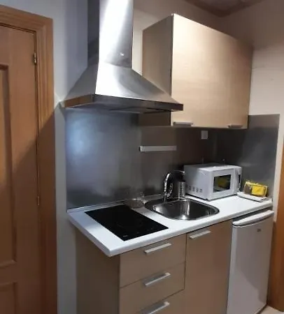 Apartamentos Plaza De Europa, Canfranc Estacion شقة