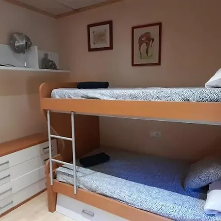 شقة Apartamentos Plaza De Europa, Canfranc Estacion